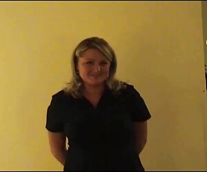MİLF arabada sex videosu için anal teslimat
