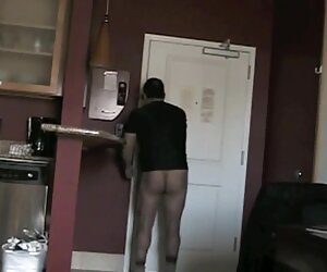 Deepthroat bebek gagging arap mobil porno üzerinde horoz önce yüz