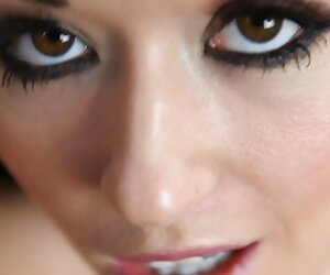 V035 sex izle arabada